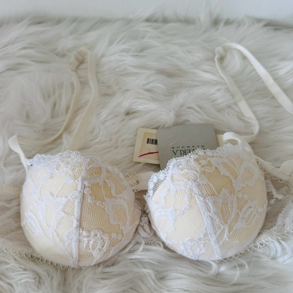 La Perla Glamour Lace Bra in Cream
